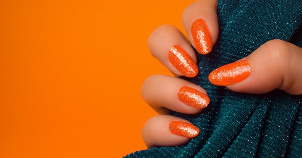 Manicure de verão – nossas unhas de pêssego favoritas